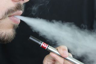 Illustration for article titled Vaping Provides the Positives of Smoking Devoid of the Disadvantages